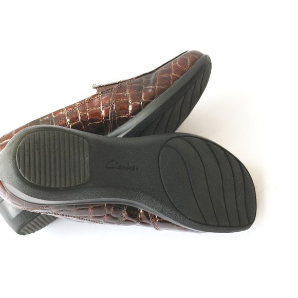 Clarks Loafers - Picture 7 of 7